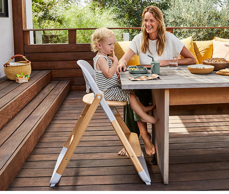 【正規取扱店】【2年保証】 Ergobaby evolve チェア ハイチェア ベビーチェア チェアー いす 椅子 イス ハイチェアー ダイニングチェア ベビーハイチェア ダークウッド ナチュラルウッド