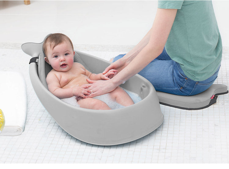 【正規販売店】SKIP HOP ホエールバスタブ スキップホップ ベビーバス お風呂 おふろ 赤ちゃん ベビー コンパクト バスタブ 新生児 ホエール くじら クジラ かわいい 沐浴 初めて クジラ型